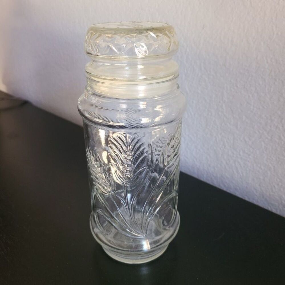 Vintage 1982 Planters Mr Peanut Glass Jar Canister Wheat Motif w Lid